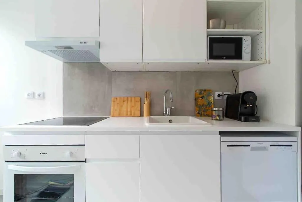 Appartamento Appartement Avec Jaccuzzi 15 Min Du Centre De Lyon Villeurbanne
